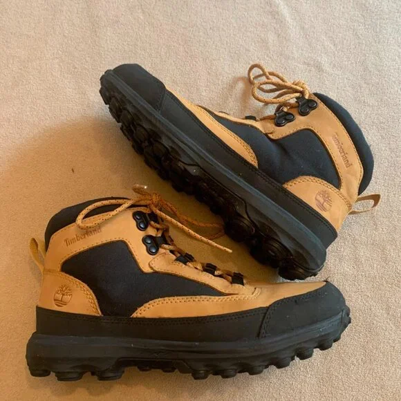 Timberland Kids Converge Hiking Boots - EUC - Size 6 - Picture 2 of 7